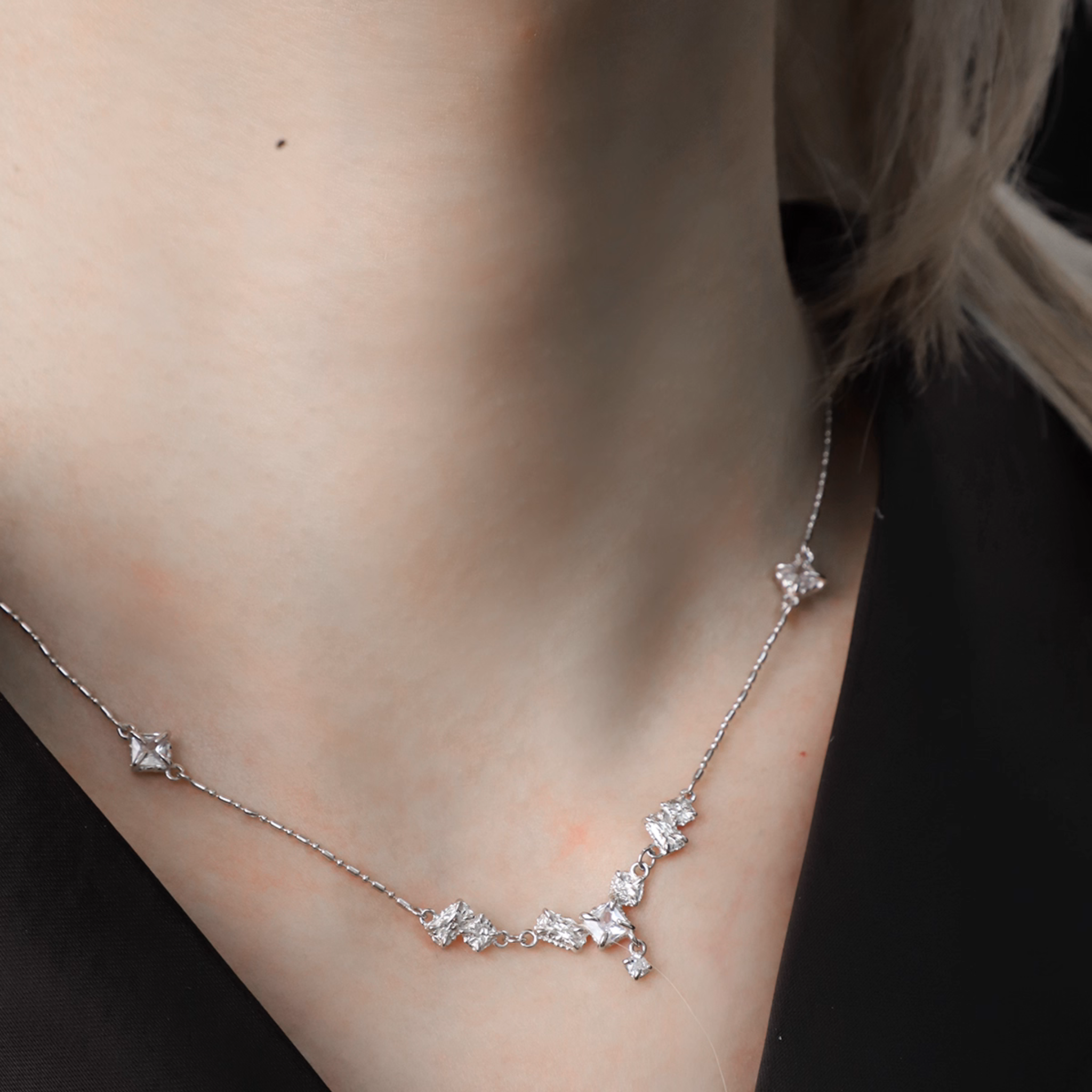 GLITCH GEM BUTTERFLY NECKLACE[SET ITEM]