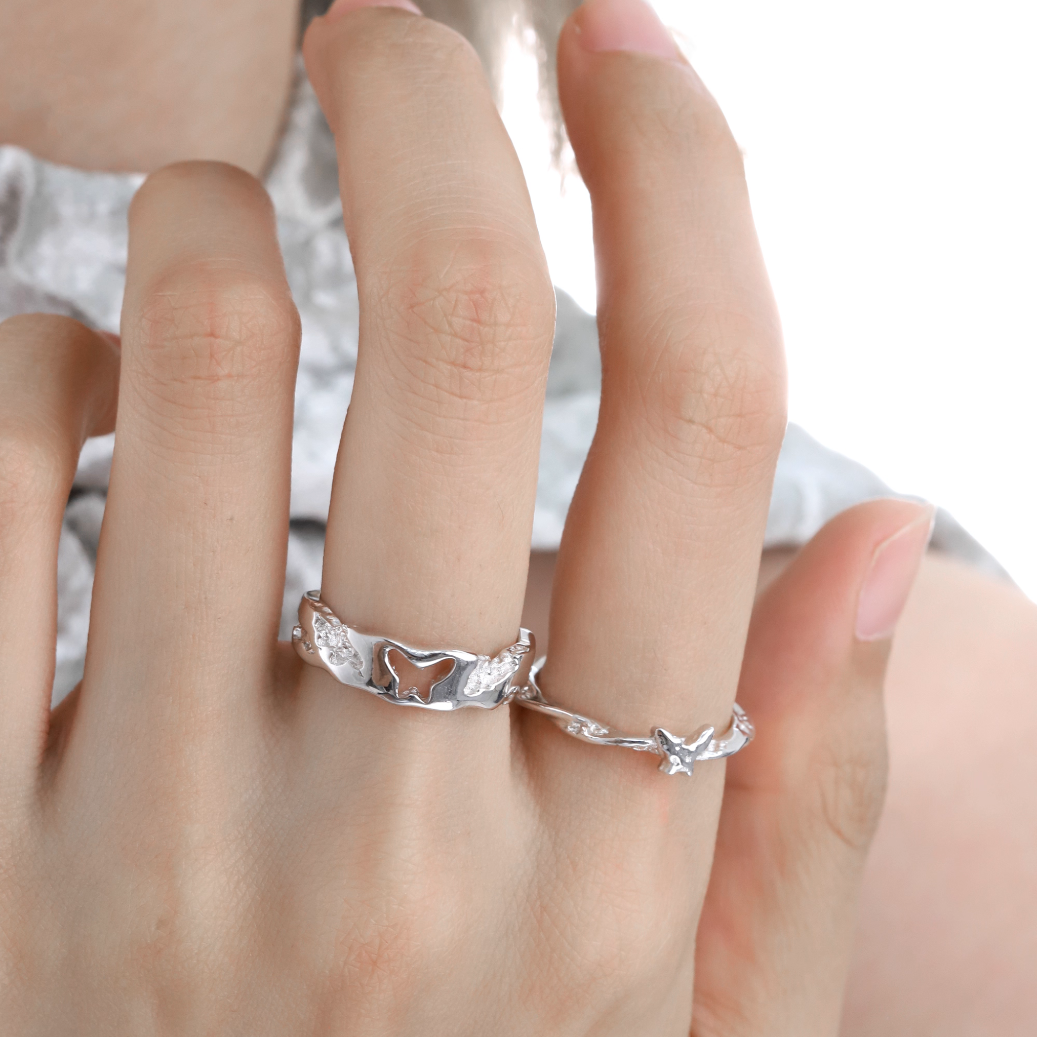 BUTTERFLY GLEAM RING