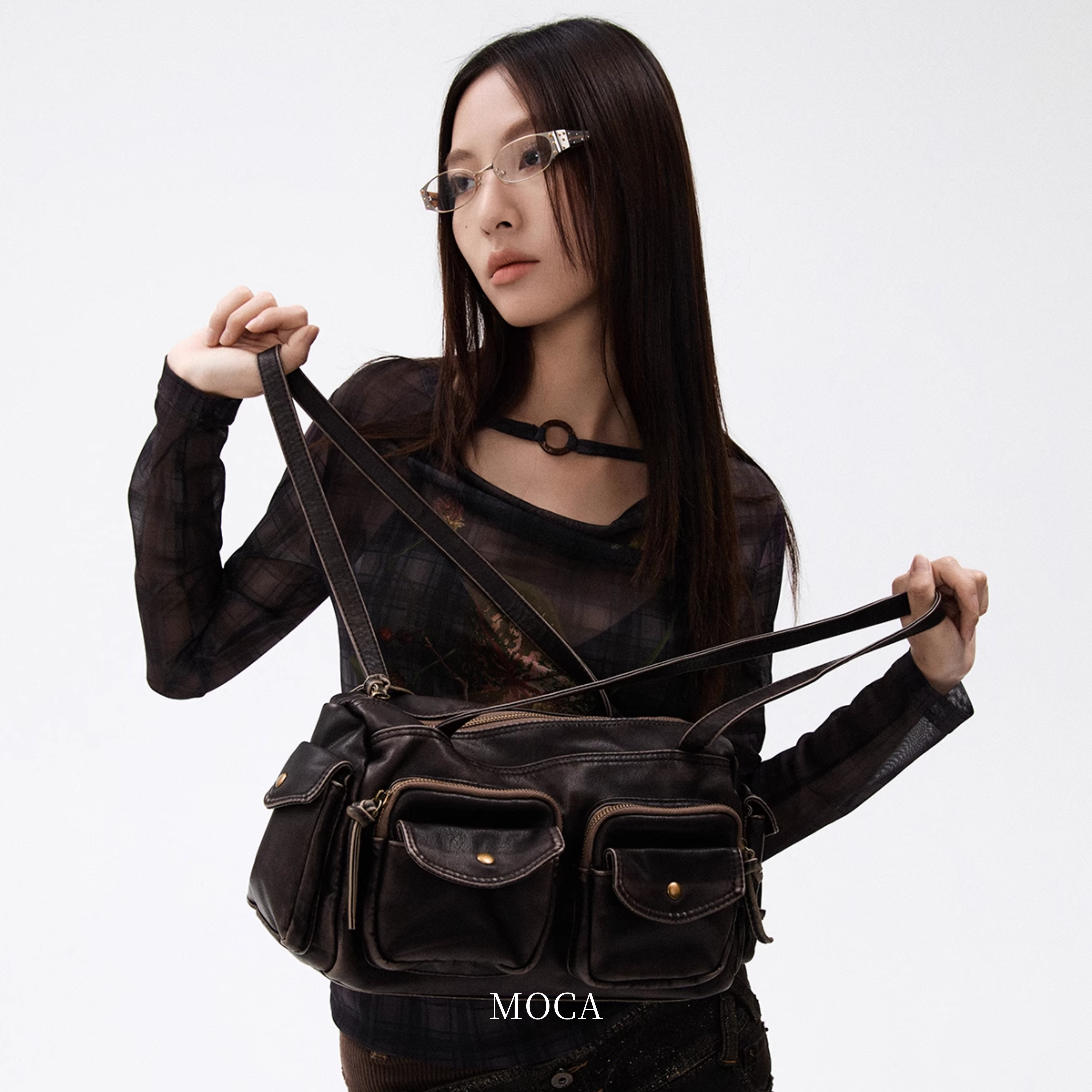 VINTAGE MULTI-POCKET LEATHER BAG
