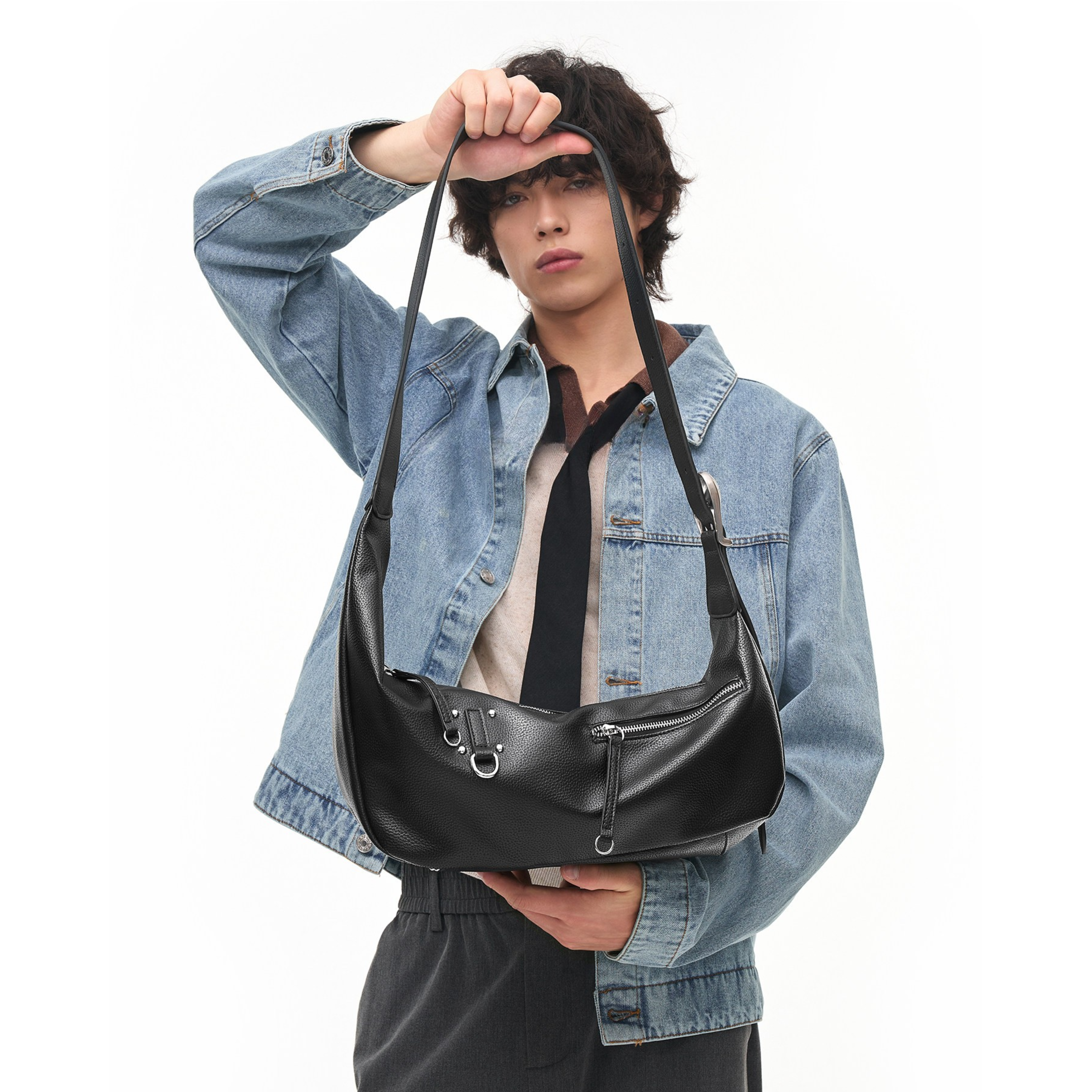 D-RING SHOULDER BAG