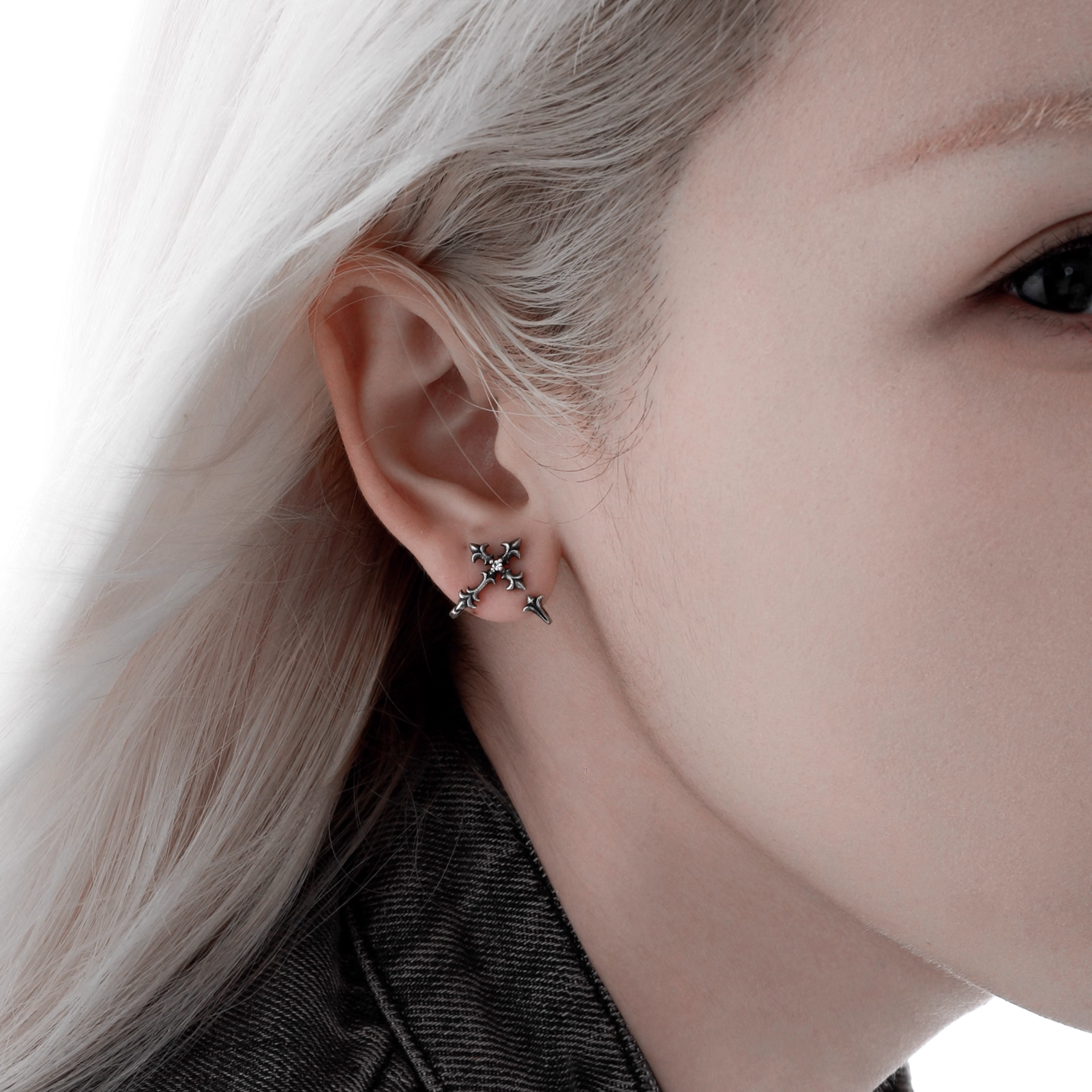 S925 CRUCIFIX PIERCE[SET ITEM]