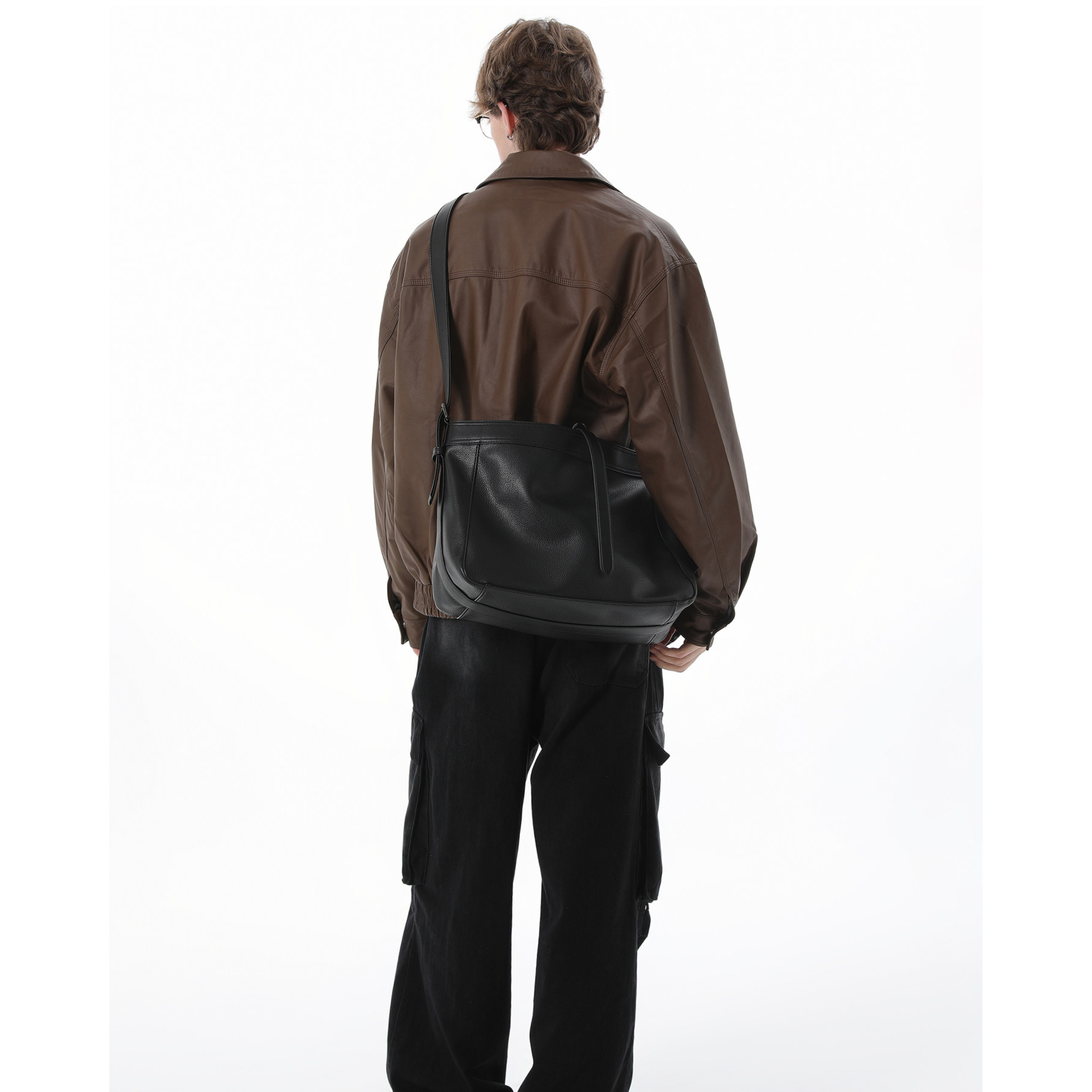BELTED WIDE SHOULDER BAG