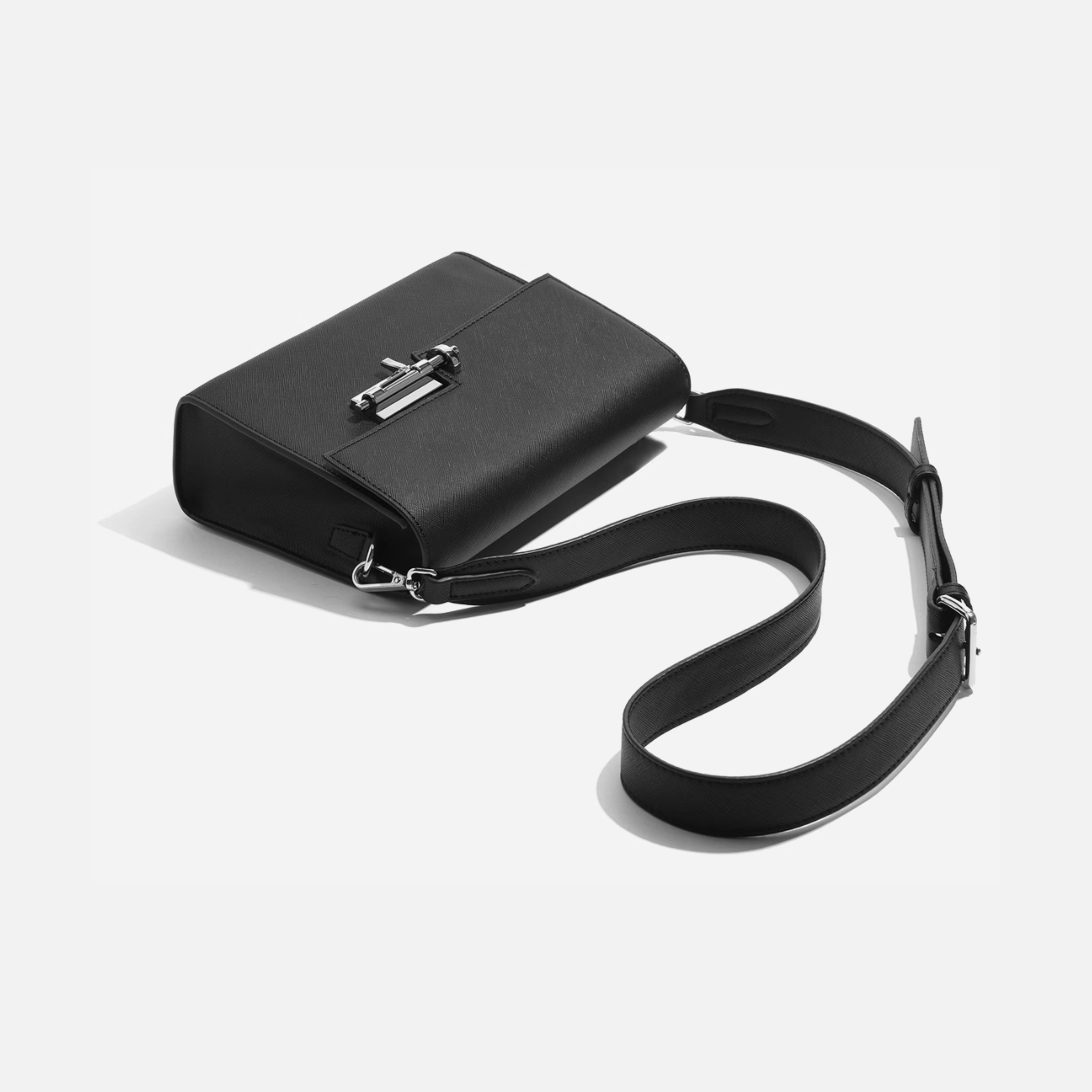 LOCK SQUARE SHOULDER BAG