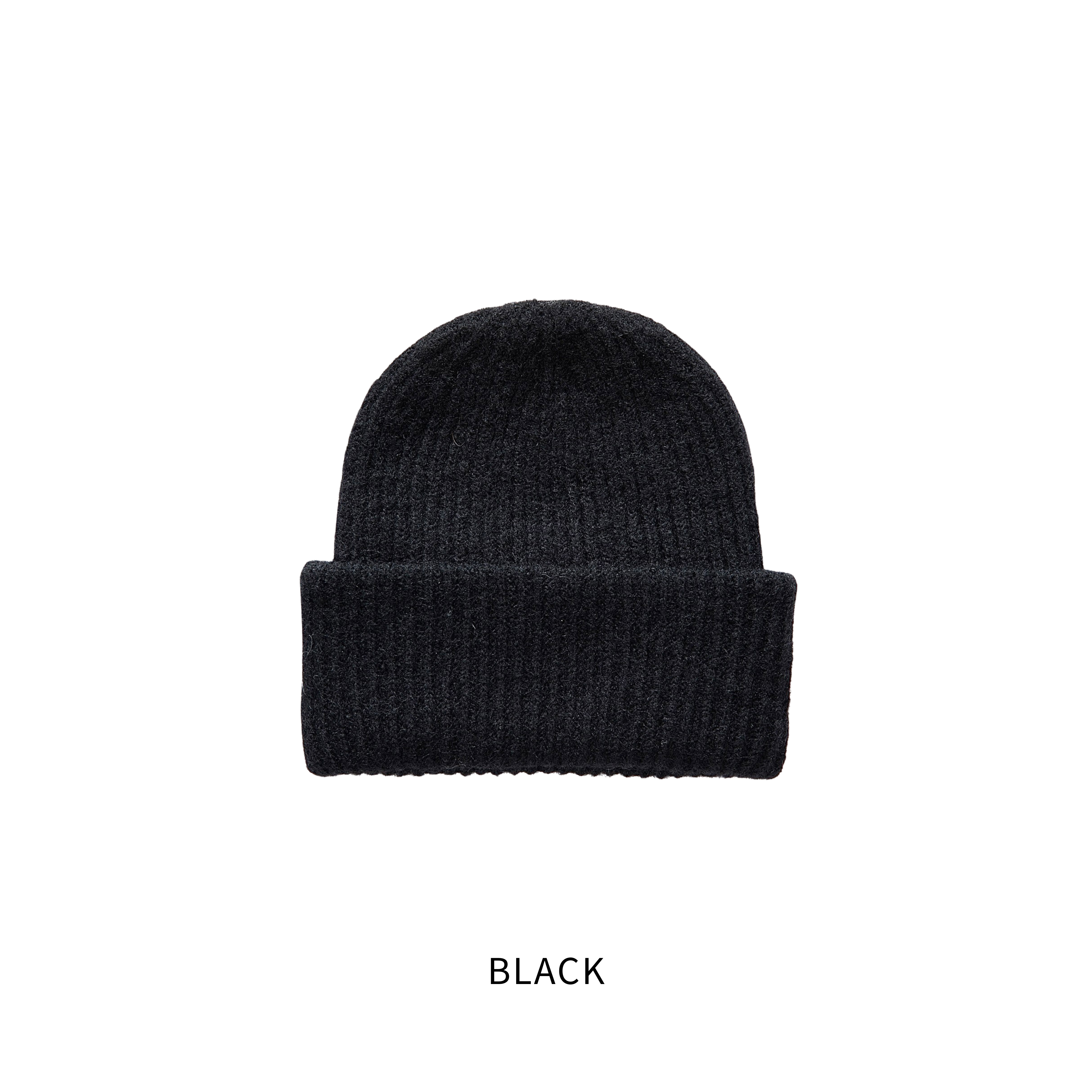MINIMAL RIB KNIT BEANIE