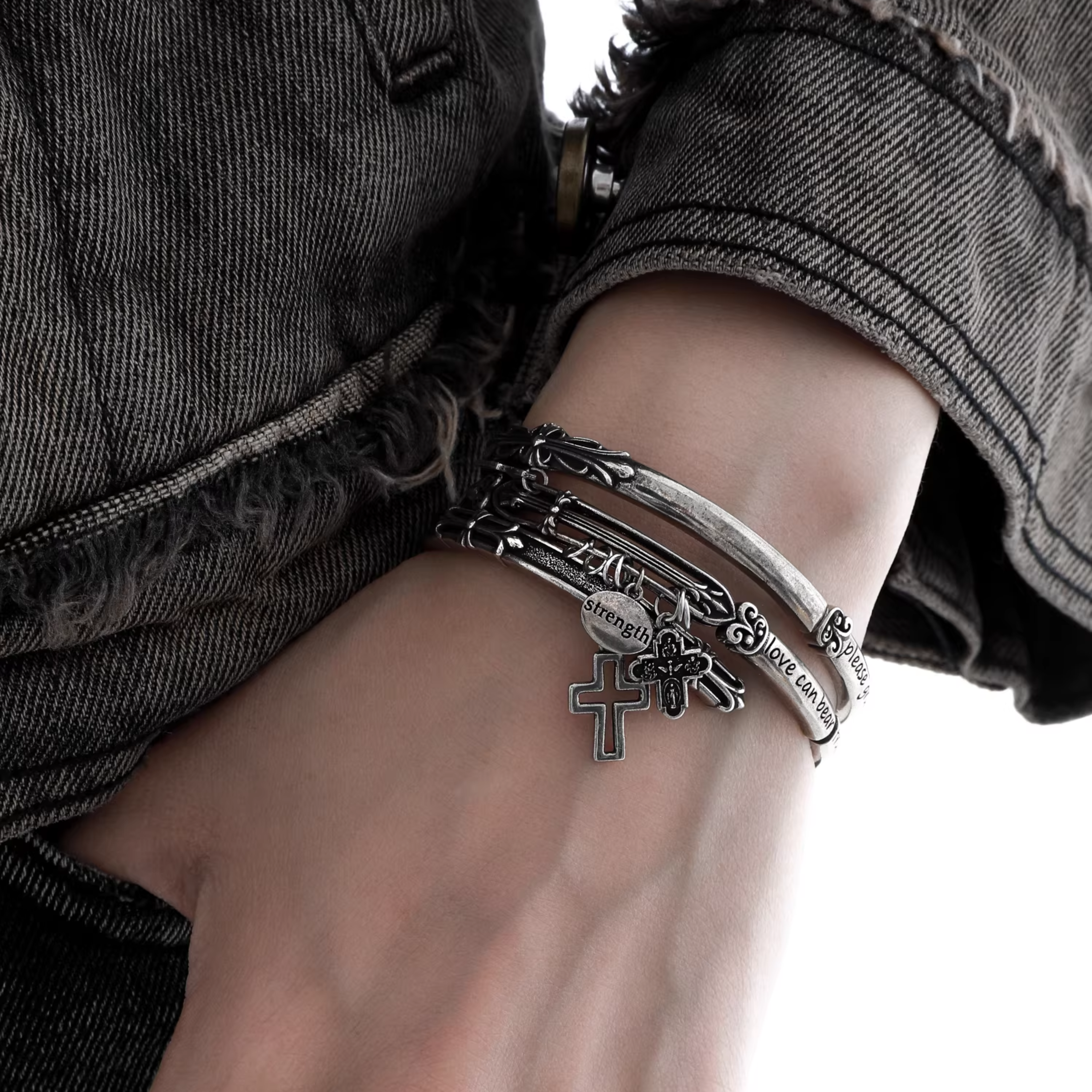 S925 CRUCIFIX CROSS BRACELET