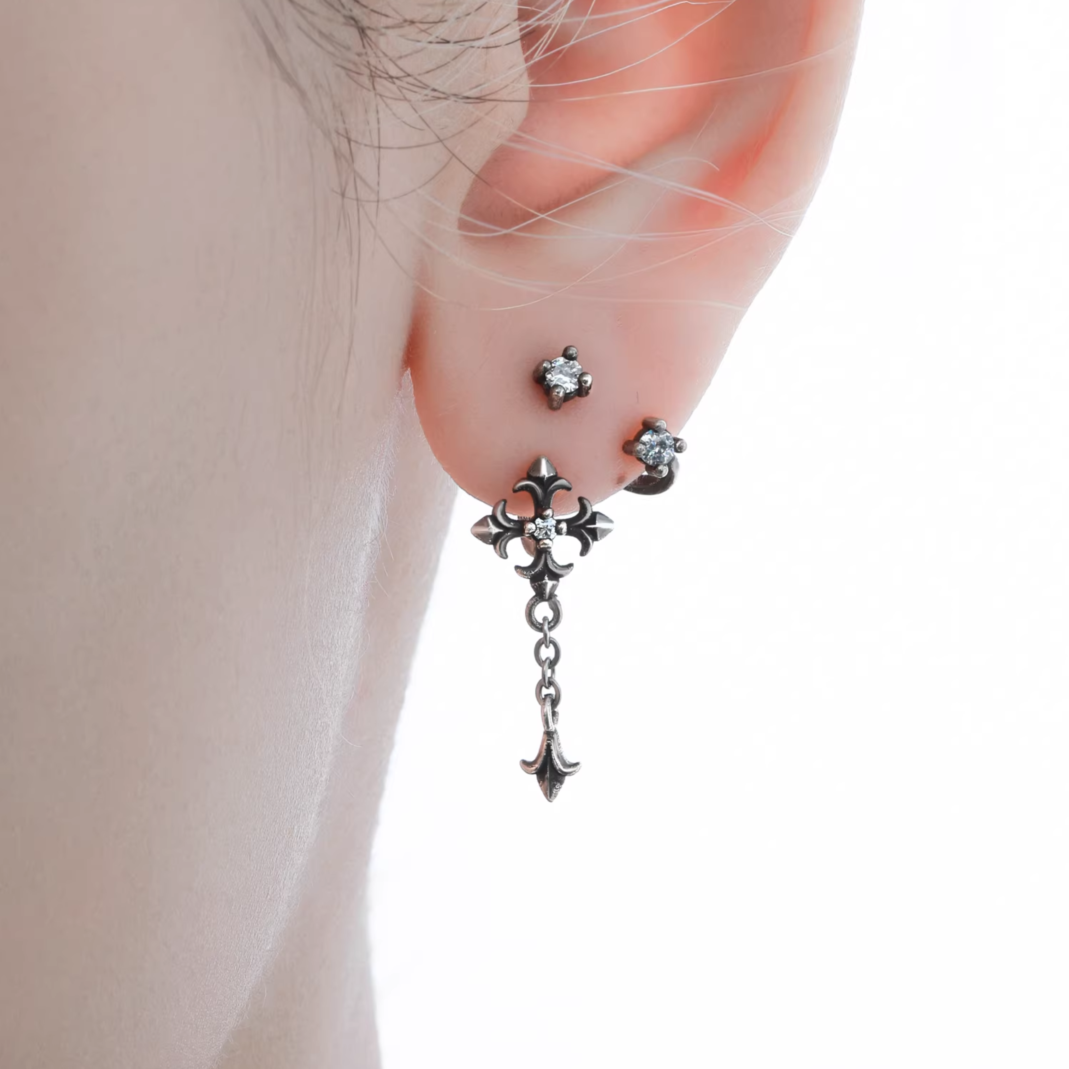 S925 CRUCIFIX CROSS PIERCE